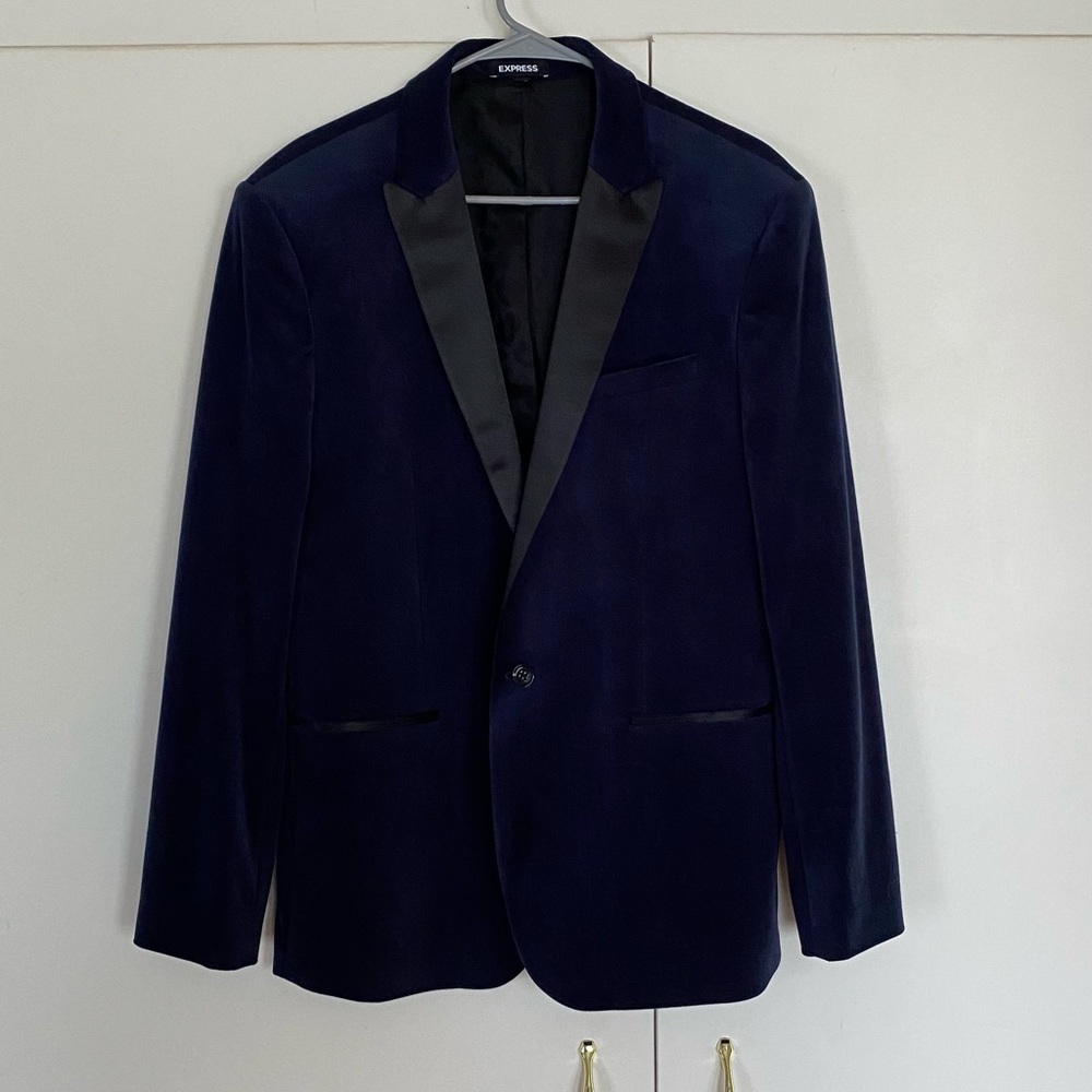Express Men’s slim 42R navy velvet sport coat jacket